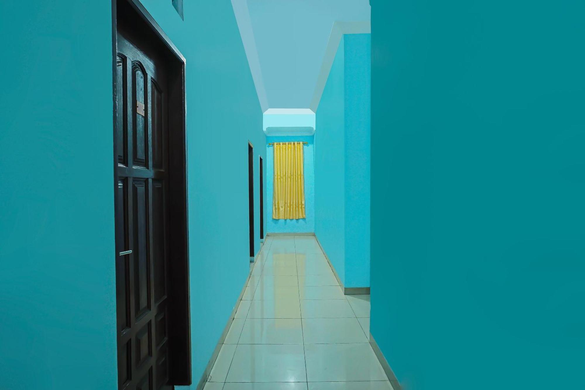 Oyo 92577 Hotel Sidikalang Near Kejaksaan Negeri Dairi Dış mekan fotoğraf