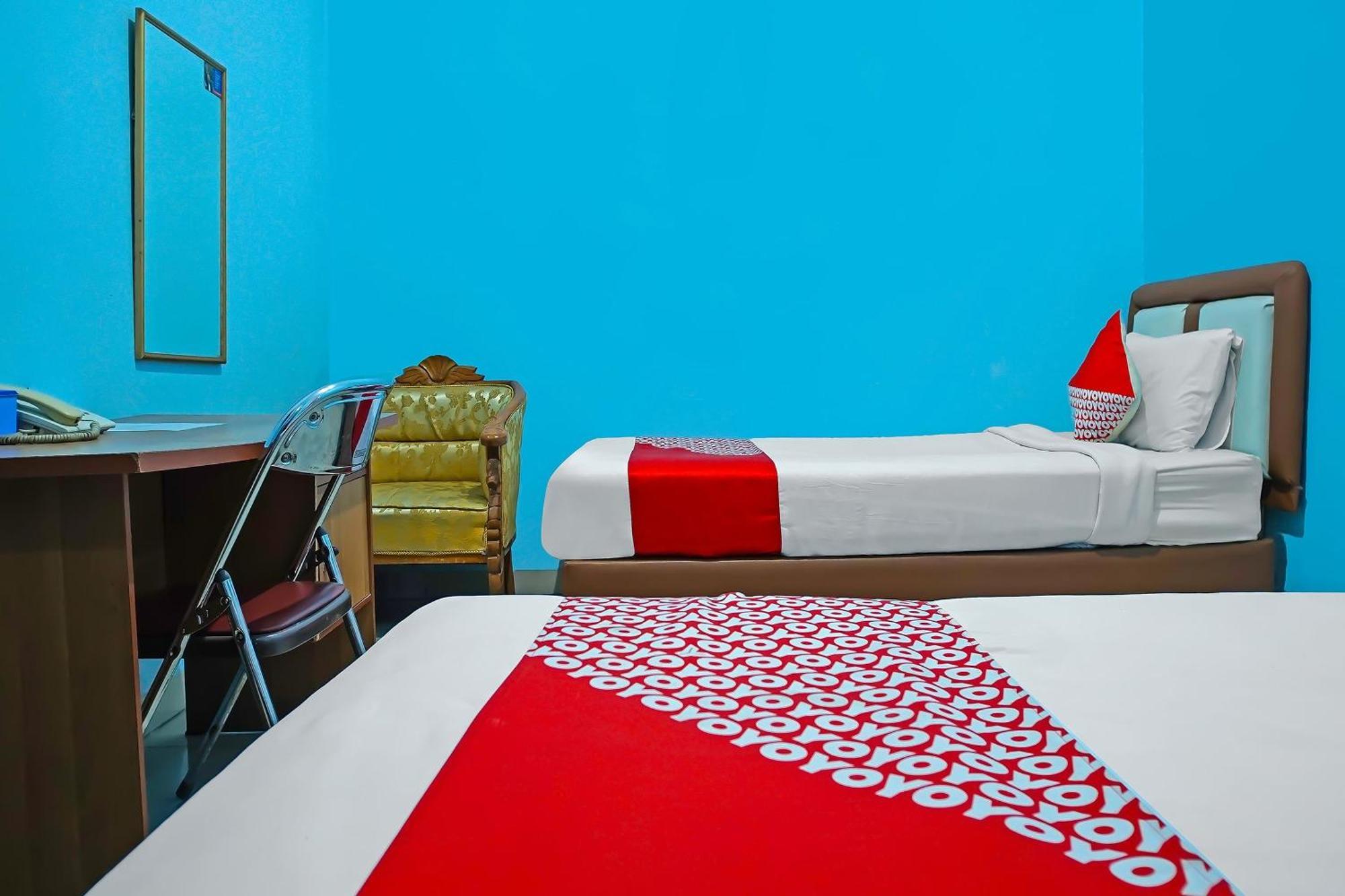 Oyo 92577 Hotel Sidikalang Near Kejaksaan Negeri Dairi Dış mekan fotoğraf