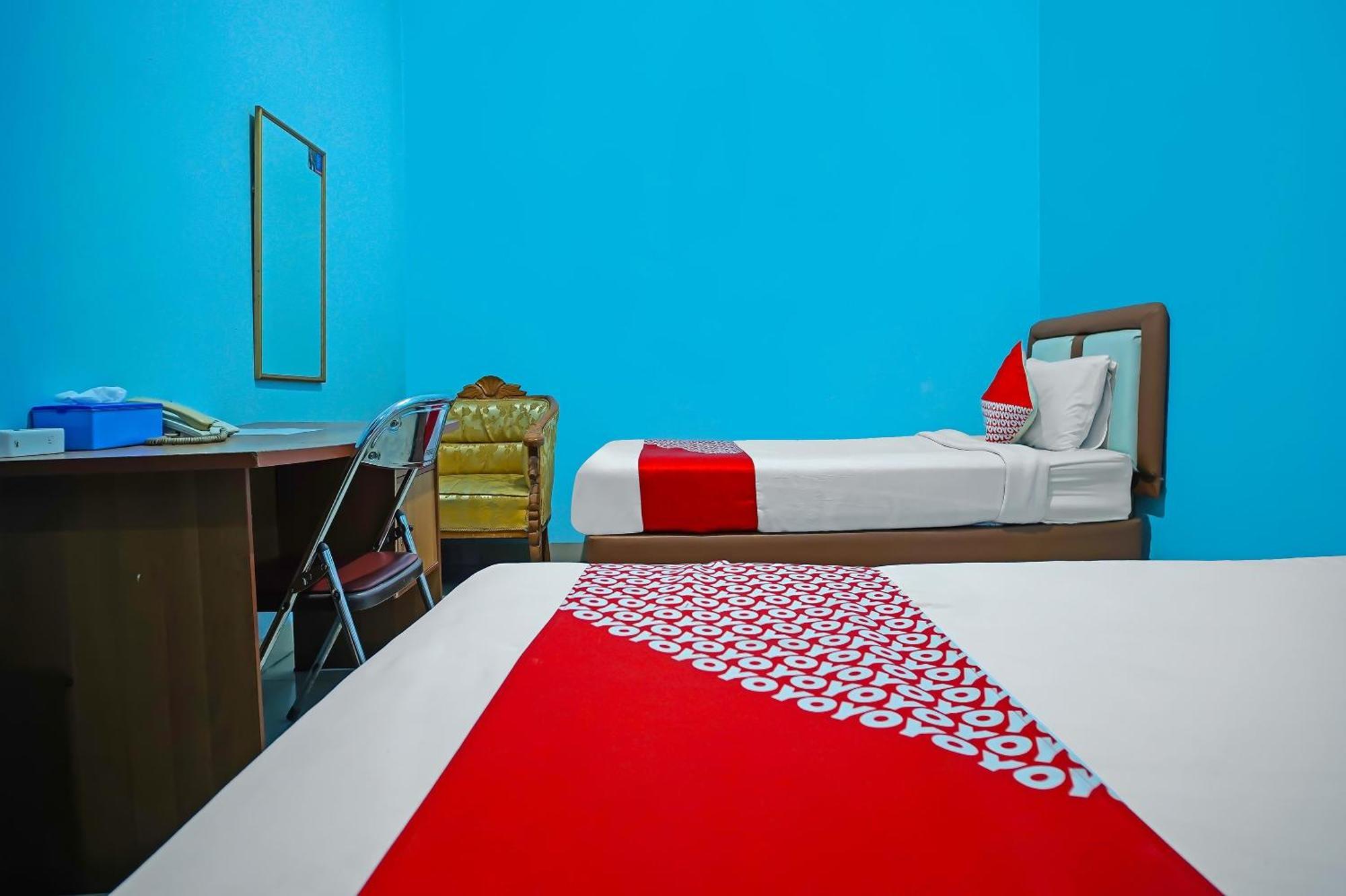 Oyo 92577 Hotel Sidikalang Near Kejaksaan Negeri Dairi Dış mekan fotoğraf